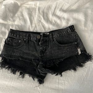 Black One x One Teaspoon No 2’s Size 25